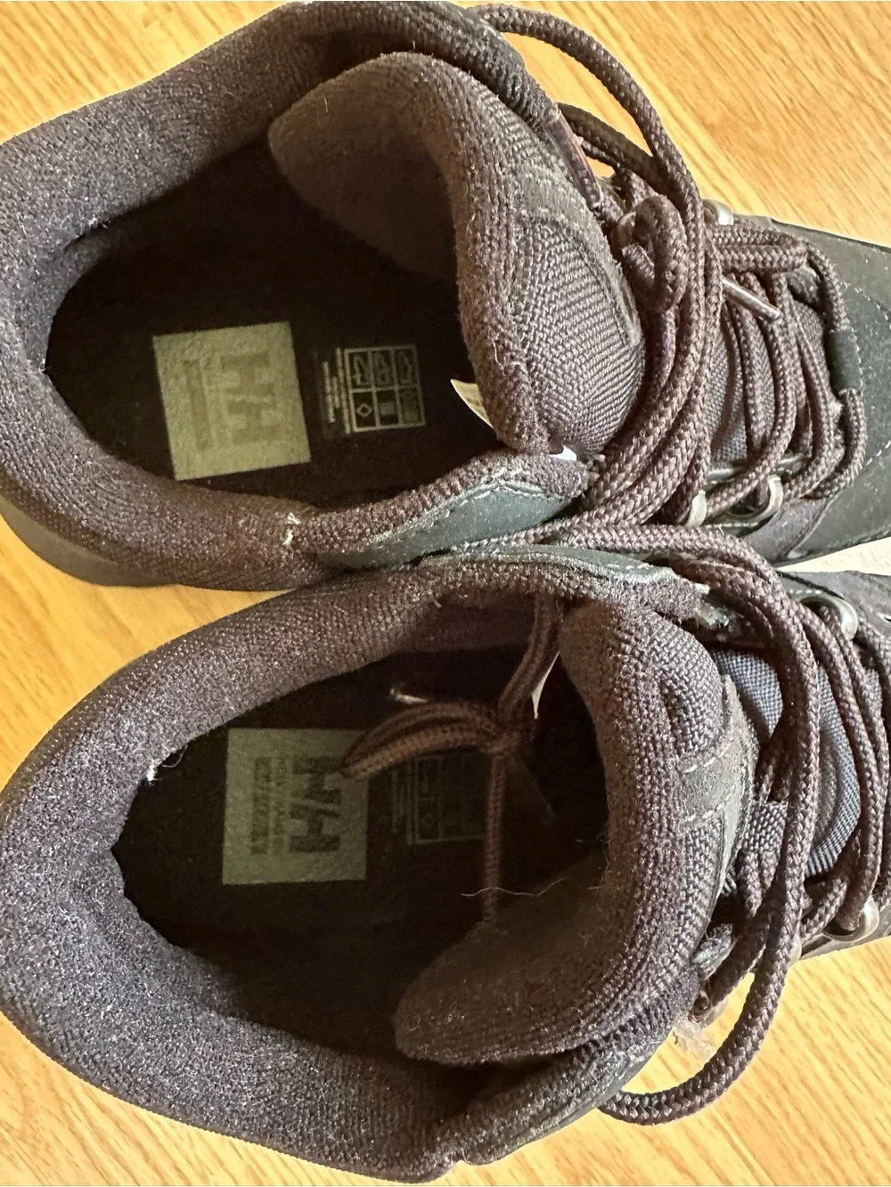 🌸 NEW Helly Hansen Ranger LV Men’s 8 Waterproof Winter Boots $150 Retail